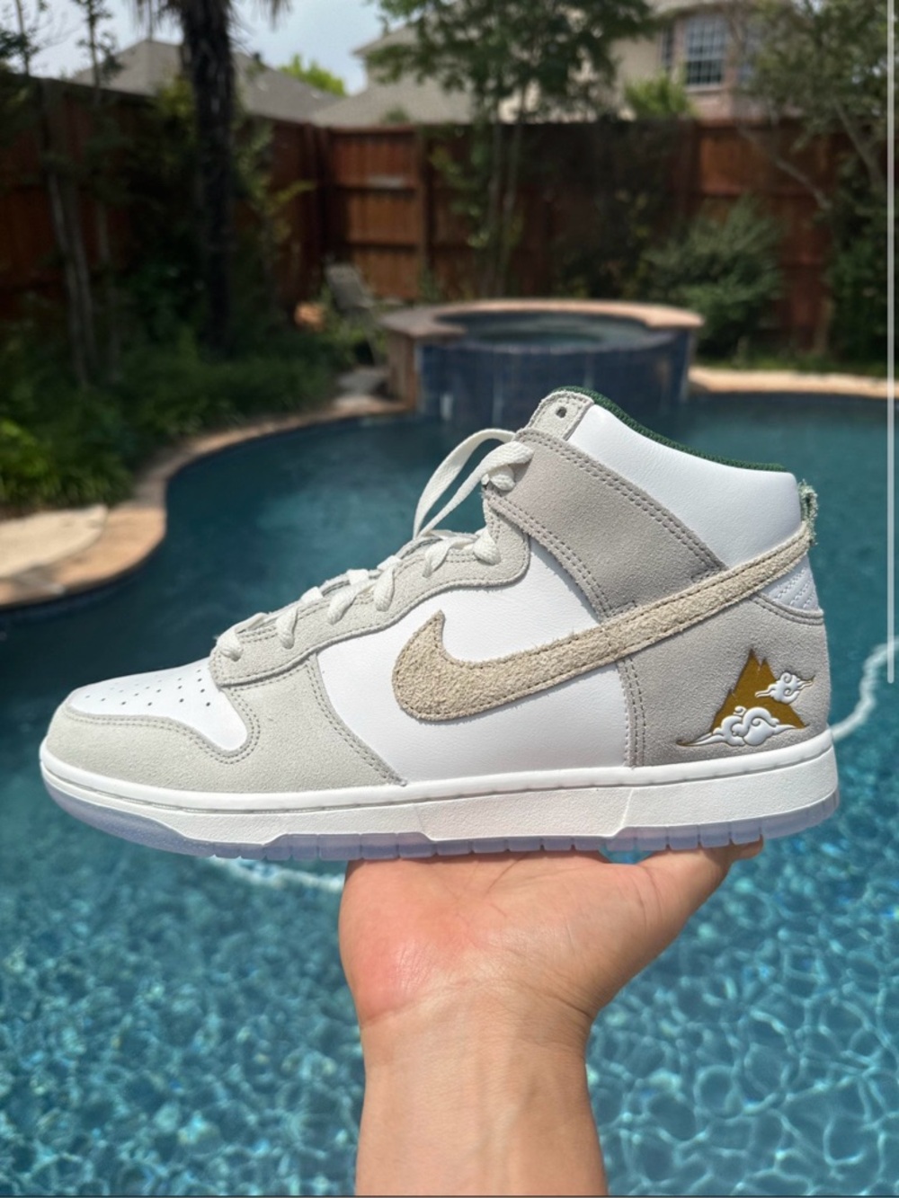 Nike Dunk High Gold Mountain Worn Once come with box